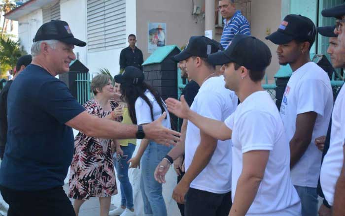 The president voted at the polling station 1 in te city of Santa Clara