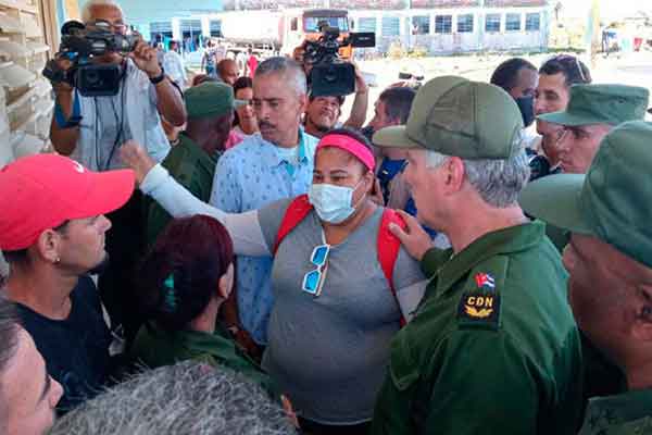 Cuban President Miguel Díaz-Canel on Sunday paid a visit to La Coloma village