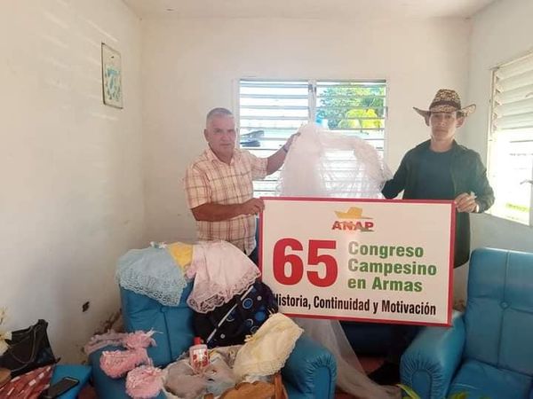 Members of the National Association of Small Farmers (ANAP) in the municipality of Jesús Menéndez contributed different products and formed a layette.
