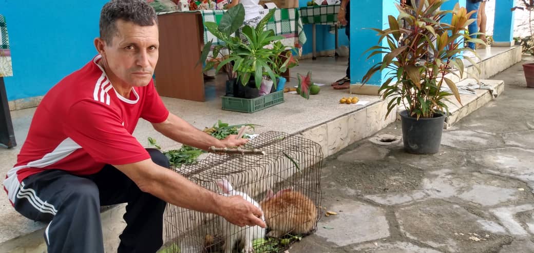 Farmer Juan Miguel Machado Andino