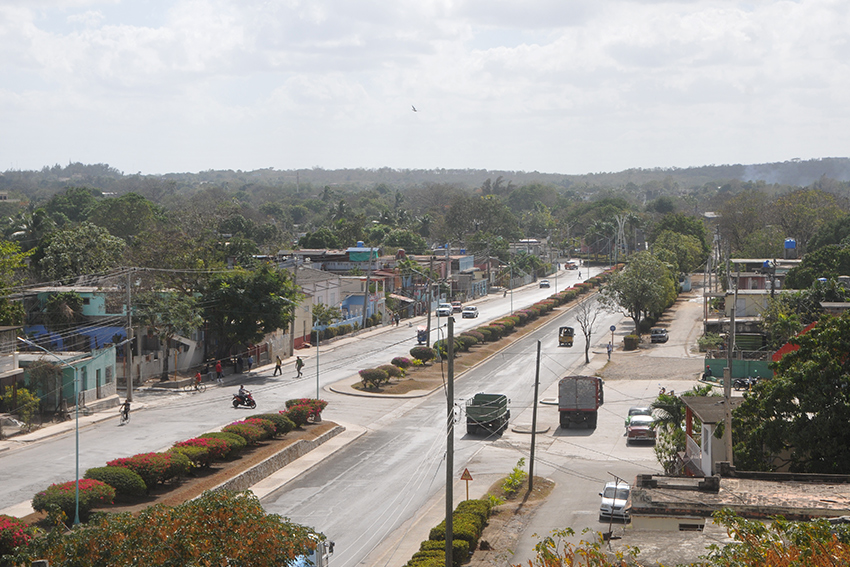 Las Tunas city and its inhabitants