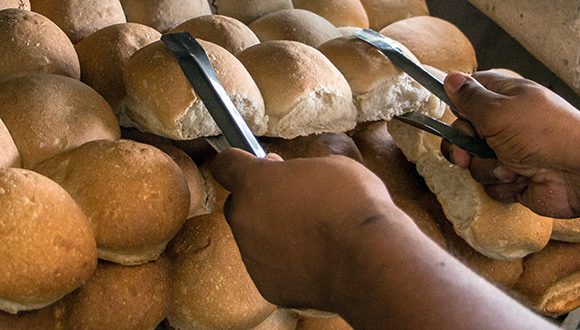 Lack of flour causes troubles in bread ellaboration