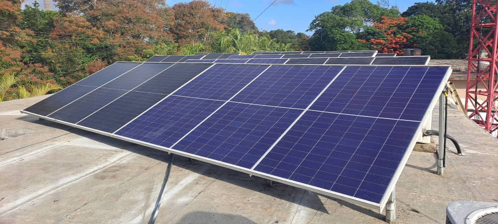 paneles solares etecsa manati