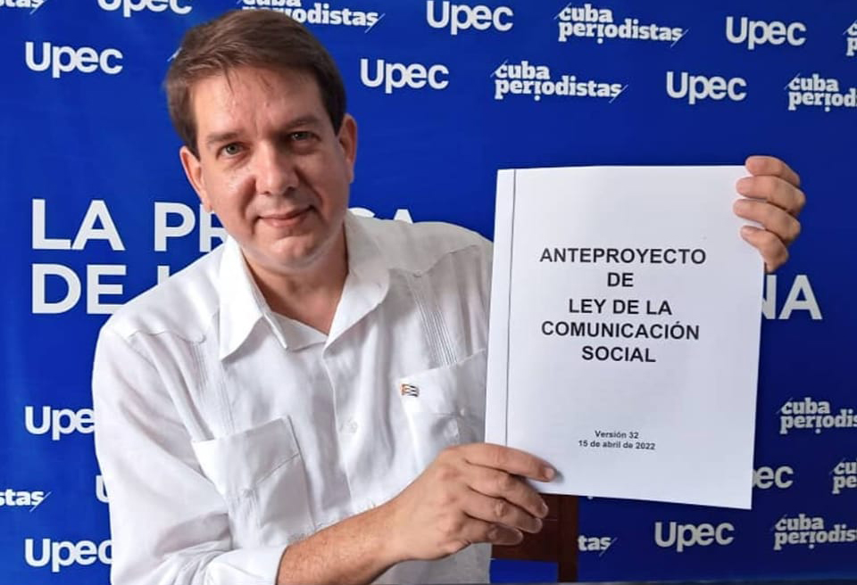 presentan anteproyecto ley comunicacion social cuba