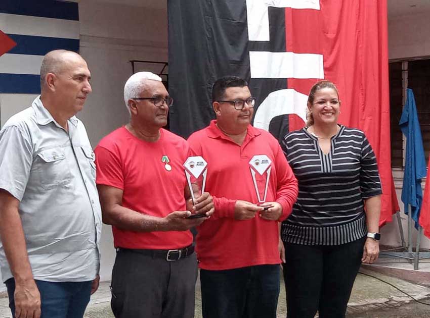 Colectivo de Conalza Las Tunas recibió la Condición Destacado Nacional.