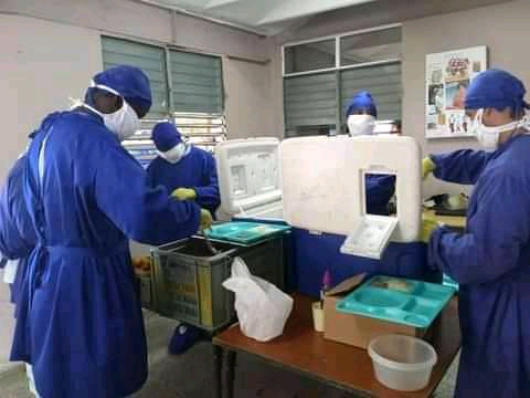 Among the task, workers from the University contribute in the kitchen and the pantry