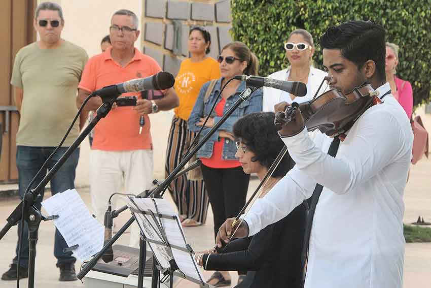 The Cuban Culture Day brings a lot of tributes and arttistic performnces