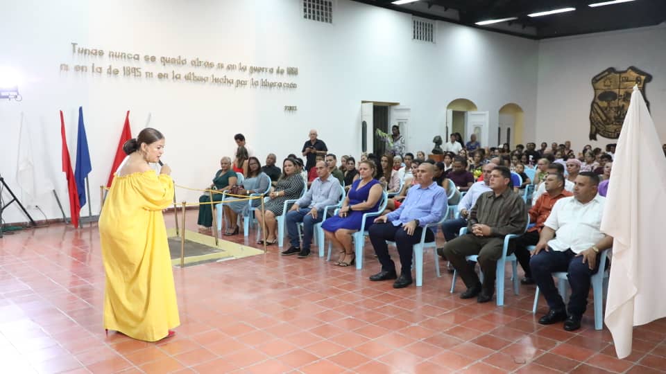 gala ciudad las tunas rey 2