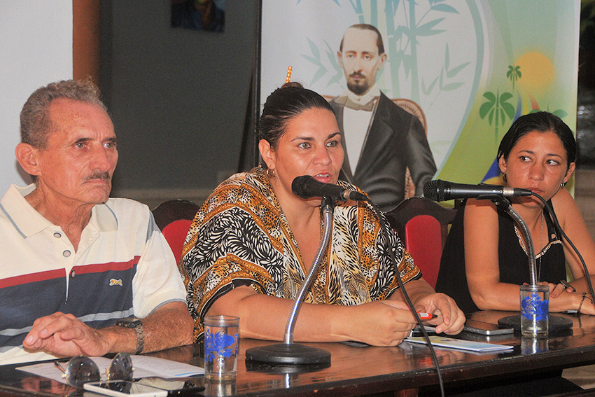 Authorities from cultural institutions talk about the Cucalambeana Fiesta.