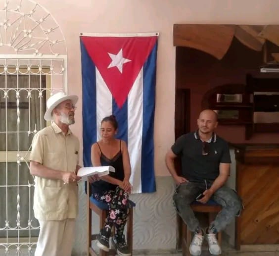 entrega de beca Gilberto E. Rodríguez