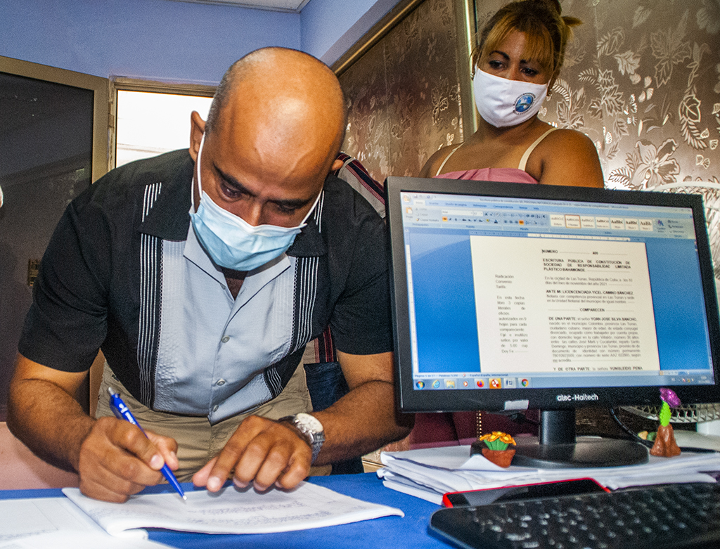 escritura notarial mipymesLasTunas