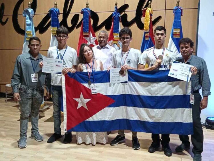 Cuba Olimpiada Fisica 750x563