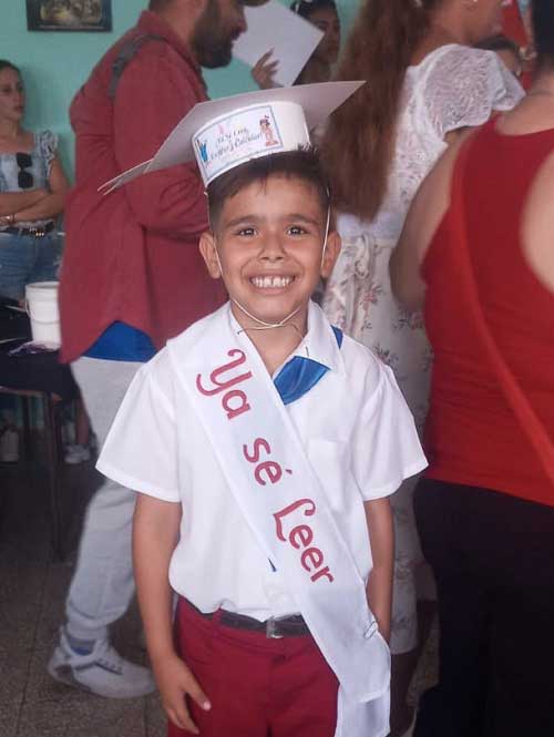 Ya Se Leer: júbilo en escuelas de la ensñanza primaria en Las Tunas.