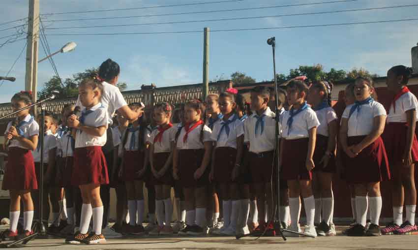 Ceremony of entry into the José Martí Pioneer Organization