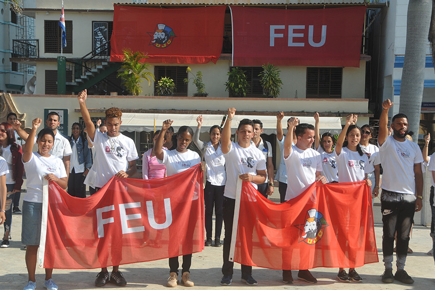 Las Tunas in the 10th Congress of the University Student Federation (FEU) was flagged off 