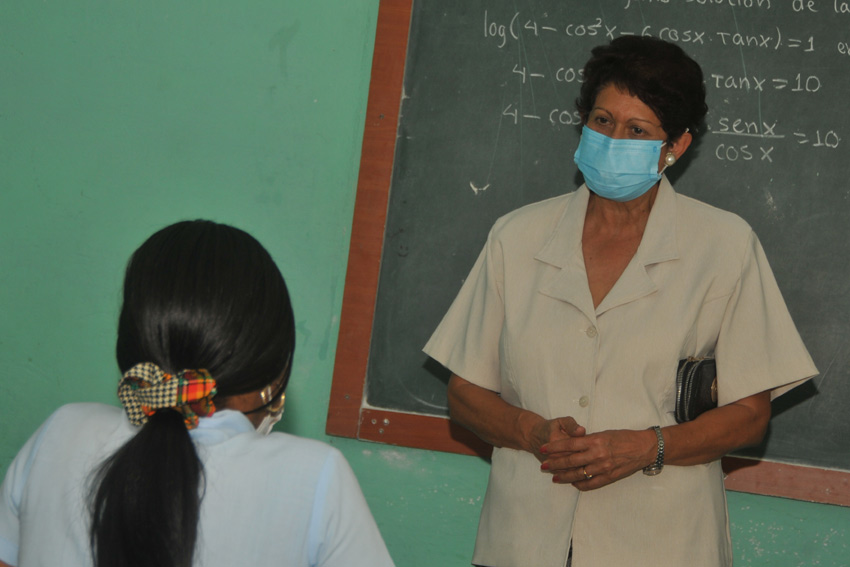 Education Minister Ena Elsa Velázquez