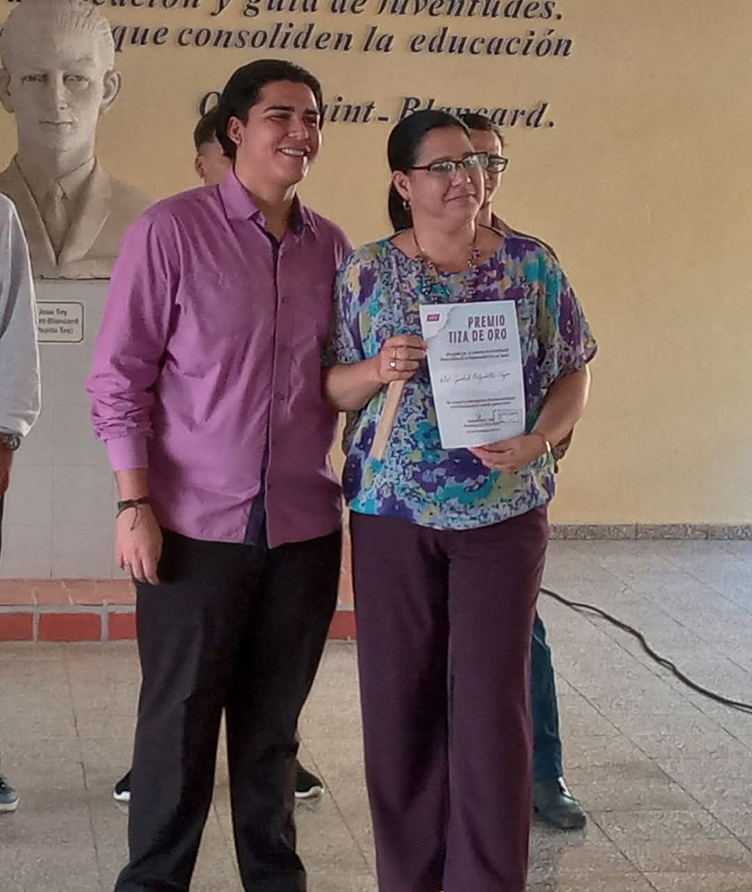 profe Grechel Día del idioma 4