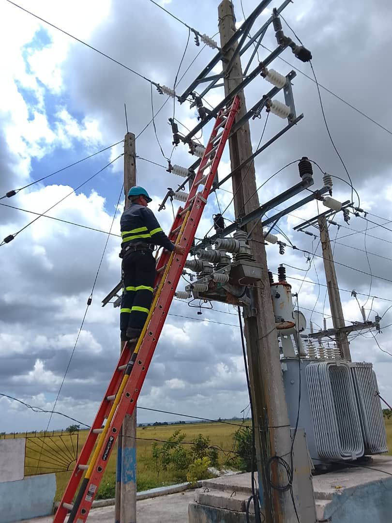 robo de aceite dieléctrico 2