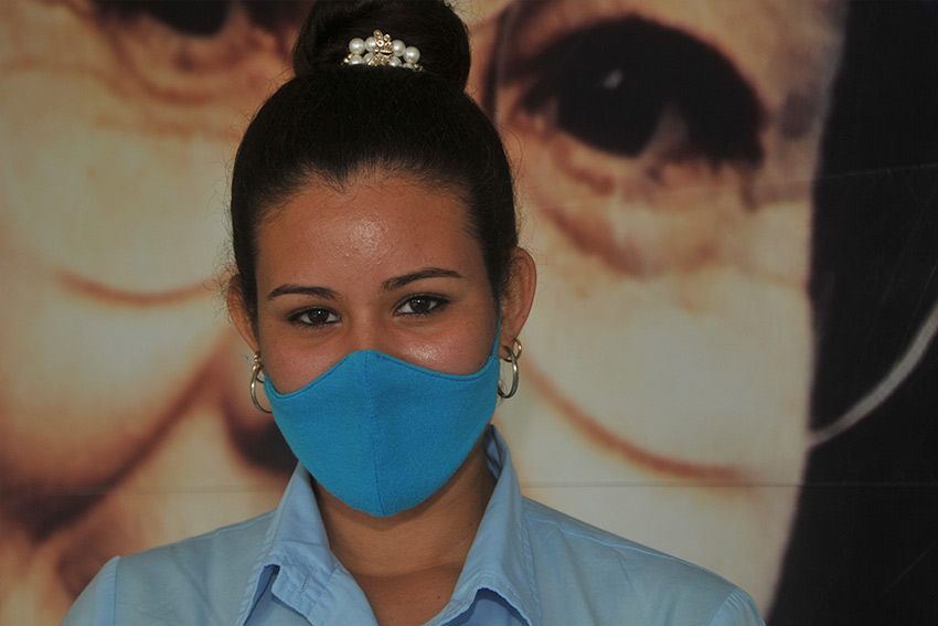 Mariluz Pérez González, an eleventh-grade student at the Calixto García Urban Pre-university Institute