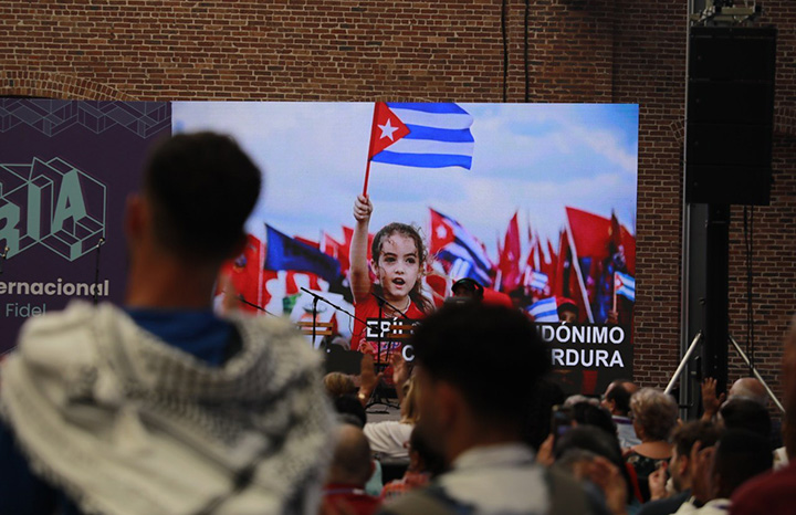 0418 coloquio patria cierre jornada acto