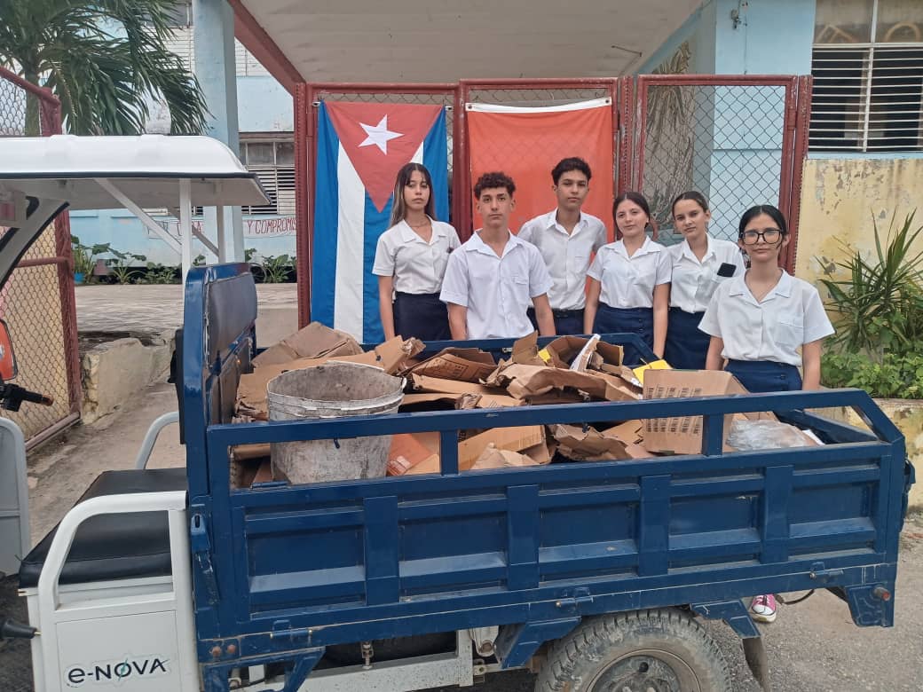 niños materias primas las tunas