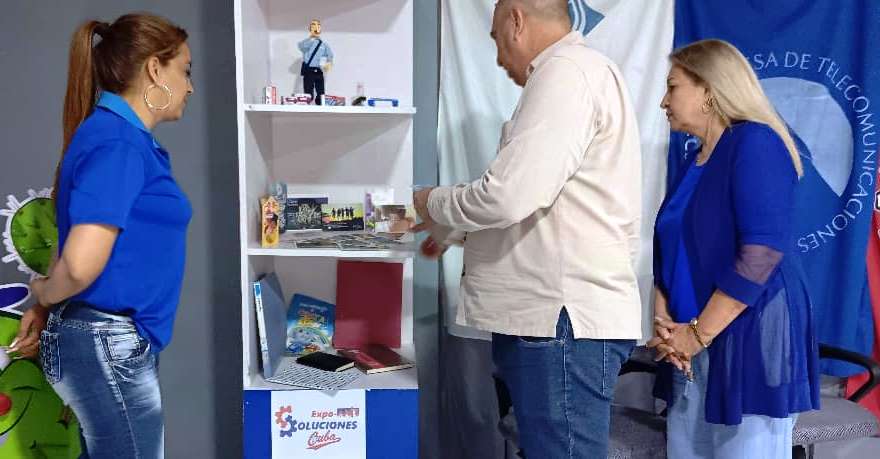 LaAnir2 Exposición SOluciones Cuba Sector de las comunicaciones Anir LasTunas