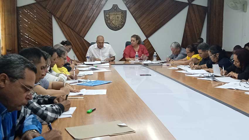 Consejo Gobierno en Las Tunas revisa temas medulares para el desarrollo económico y social