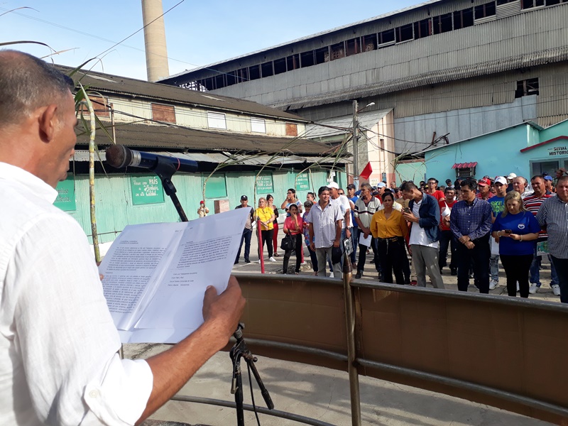 Las Tunas sugar workers celebrate their National Day