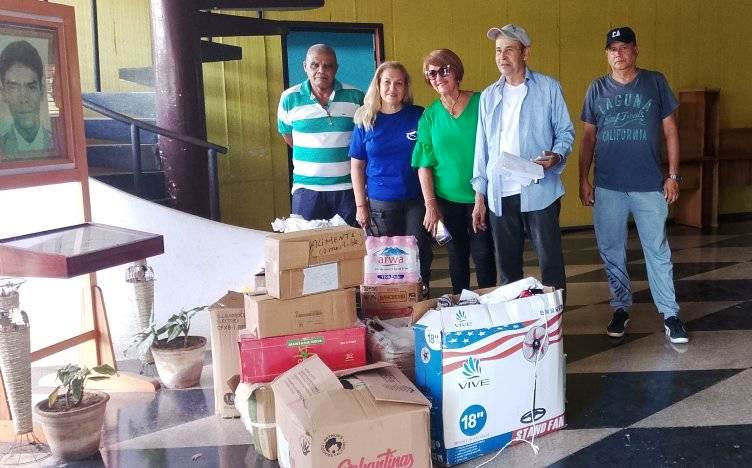 Humanismo1 donativo damnificados por el huracán Melissa Trabajadores No estatales del Turismo