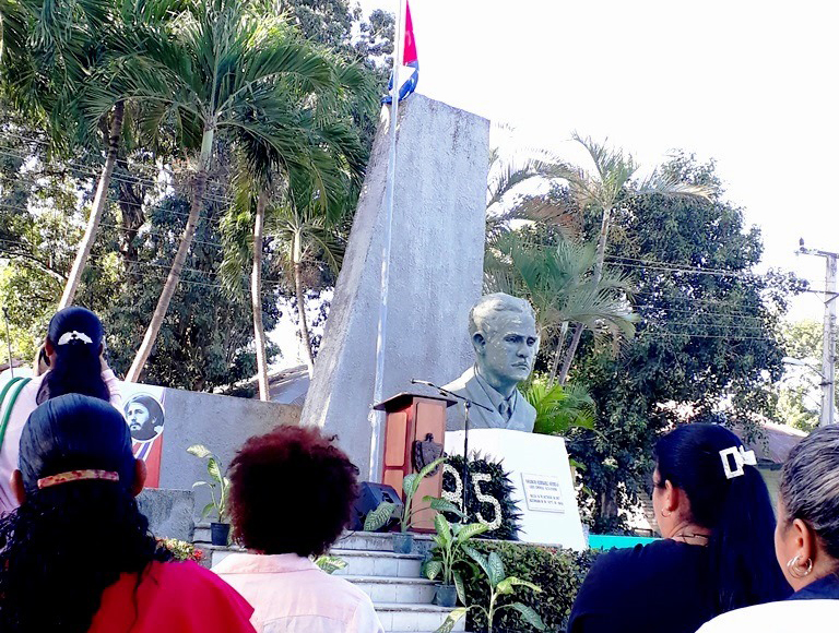 Rinden1 homenaje a los mártires Amancio Rodríguez y José Oviedo aniversario 75 de su asesinato