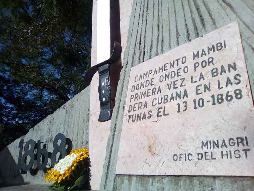 154 aniversario del izamiento de la Bandera Cubana en Las Tunas