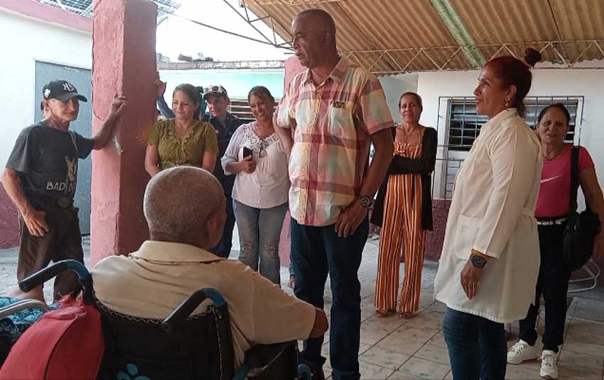 Parliamentarian visit to the municipality of Majibacoa.