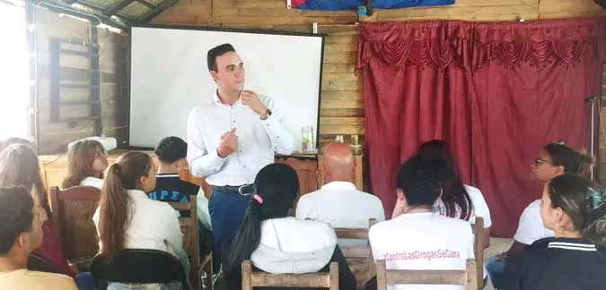 El combate a las drogas no es solo una tarea de las autoridades, sino un compromiso colectivo. 