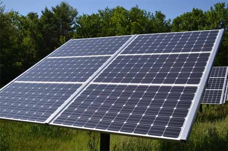 Cuba sistemas solares fotovoltaicos