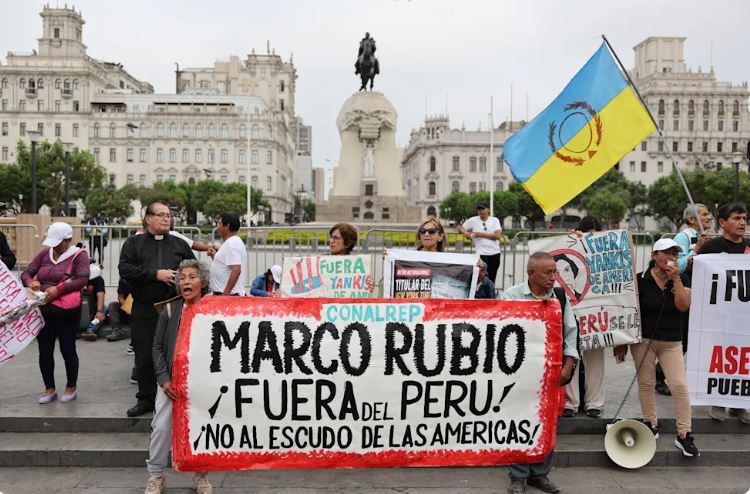 Marco Rubio fuera de Perú