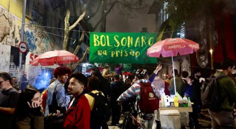 celebracion condena bolsonaro