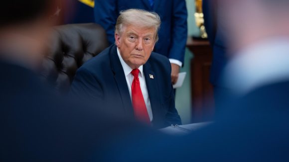Donald Trump 580x326