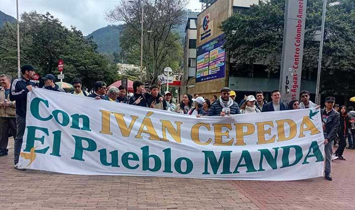 Actualmente en Colombia Iván Cepeda lidera en la intención de voto.