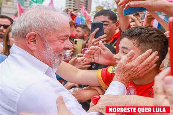Former President and candidate Luiz Inácio Lula da Silva on Thursday continues his electoral campaign in northeastern Brazil