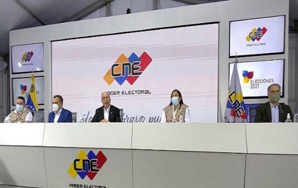 The president of the CNE, Pedro Calzadilla, informed that there was a 41.80 percent participation of registered voters | Photo: Twitter: @cneesvzla