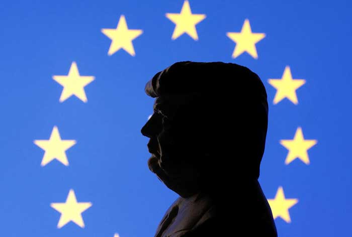 Europa se preocupa por confirmación de la doctrina Norteamérica primero del presidente Trump.