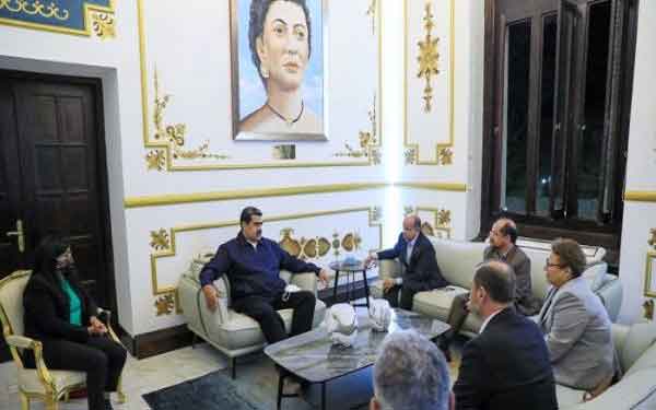 El presidente de Venezuela, Nicolás Maduro, recibió la víspera a una delegación de la Organización Internacional del Trabajo (OIT)