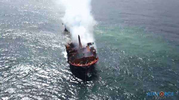 Sri Lanka devastating oil spill