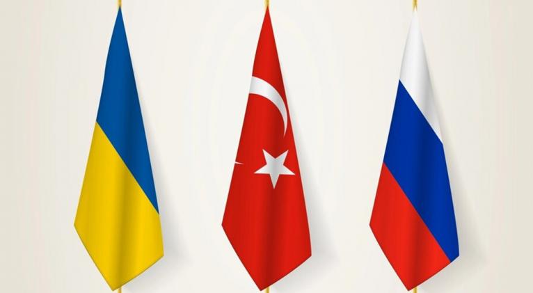 ucrania turkiye y rusia banderas 1