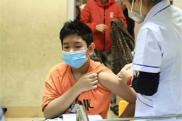 Vietnam administró hasta hoy más de 255 millones y medio de vacunas contra la Covid-19