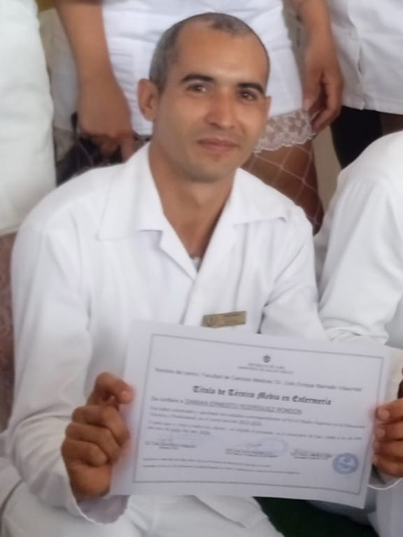 damian enfermero