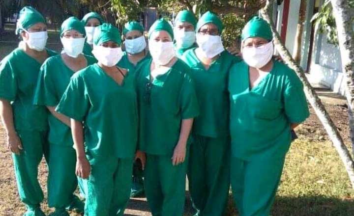 Nursing staff in Las Tunas