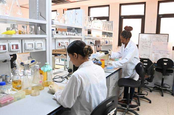 Cuba ratifica su voluntad de mantener la investigación como eje de las políticas sanitarias.