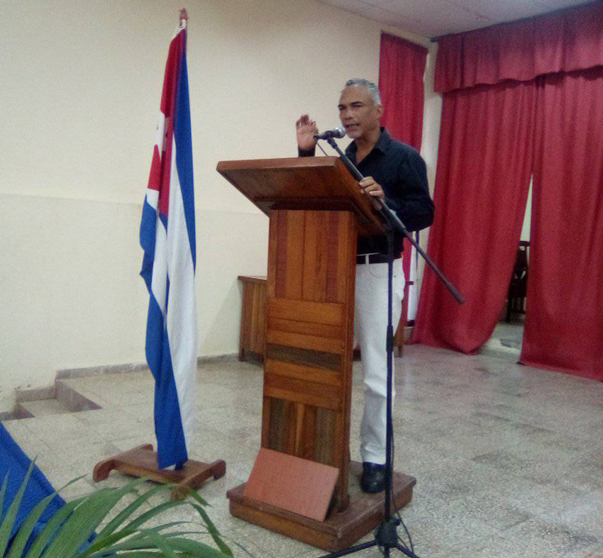 carlos univ lastunas yaimi