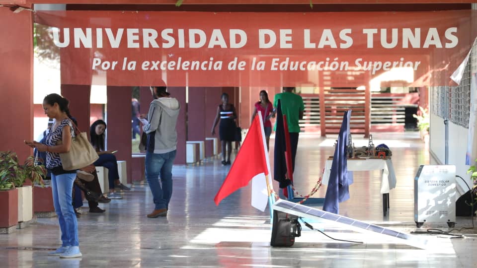 univ dic2025 las tunas rey